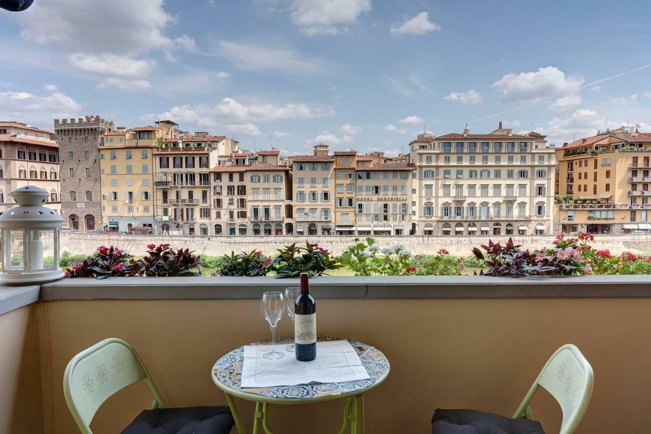 Historical Apartment Spectacular Arno View With Balcony From 12 Th Century. Florence Exterior photo